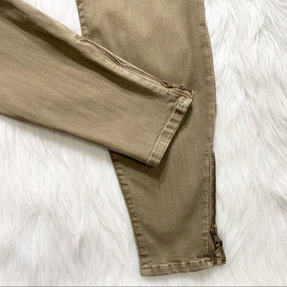 SOLD-Current/Elliott Moto Zippered Skinny Jeans - Picture 7 of 12